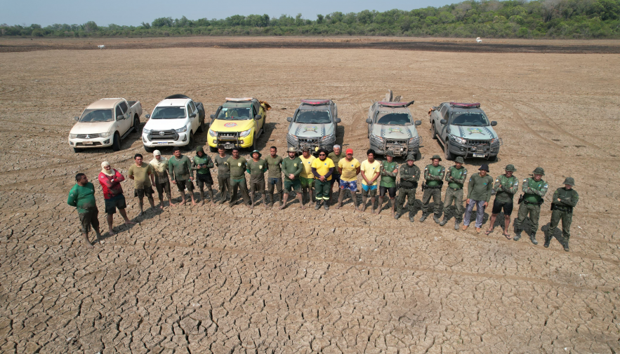 operacao-gigante-do-araguaia-resgata-mais-de-150-peixes-afetados-pela-seca-no-lago-bananal