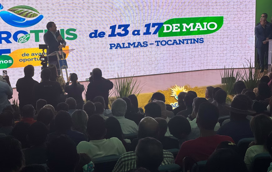 governador-anuncia-investimentos-na-agrotins-2025-e-promete-melhorias-em-rodovias-para-escoamento-da-producao