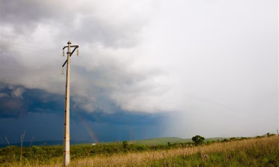 chuvas-intensas-elevam-risco-de-acidentes-eletricos-no-campo-e-exigem-cautela-de-produtores,-alerta-energisa